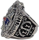 NEW ENGLAND PATRIOTS (Tom Brady) 2016 SUPER BOWL LI WORLD CHAMPIONS